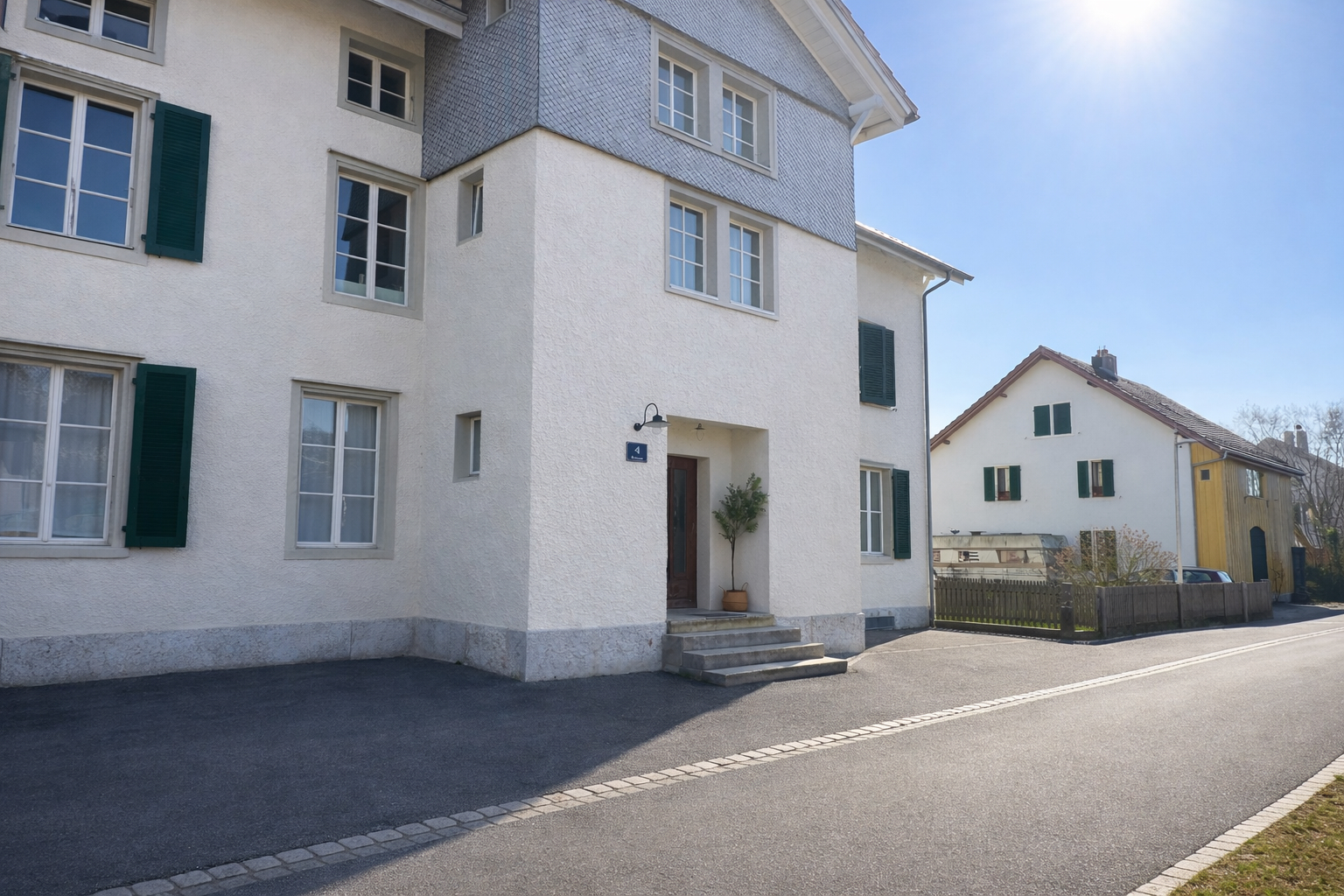 Seitlicher Haupteingang des Hauses an der Bankgasse in Derendingen