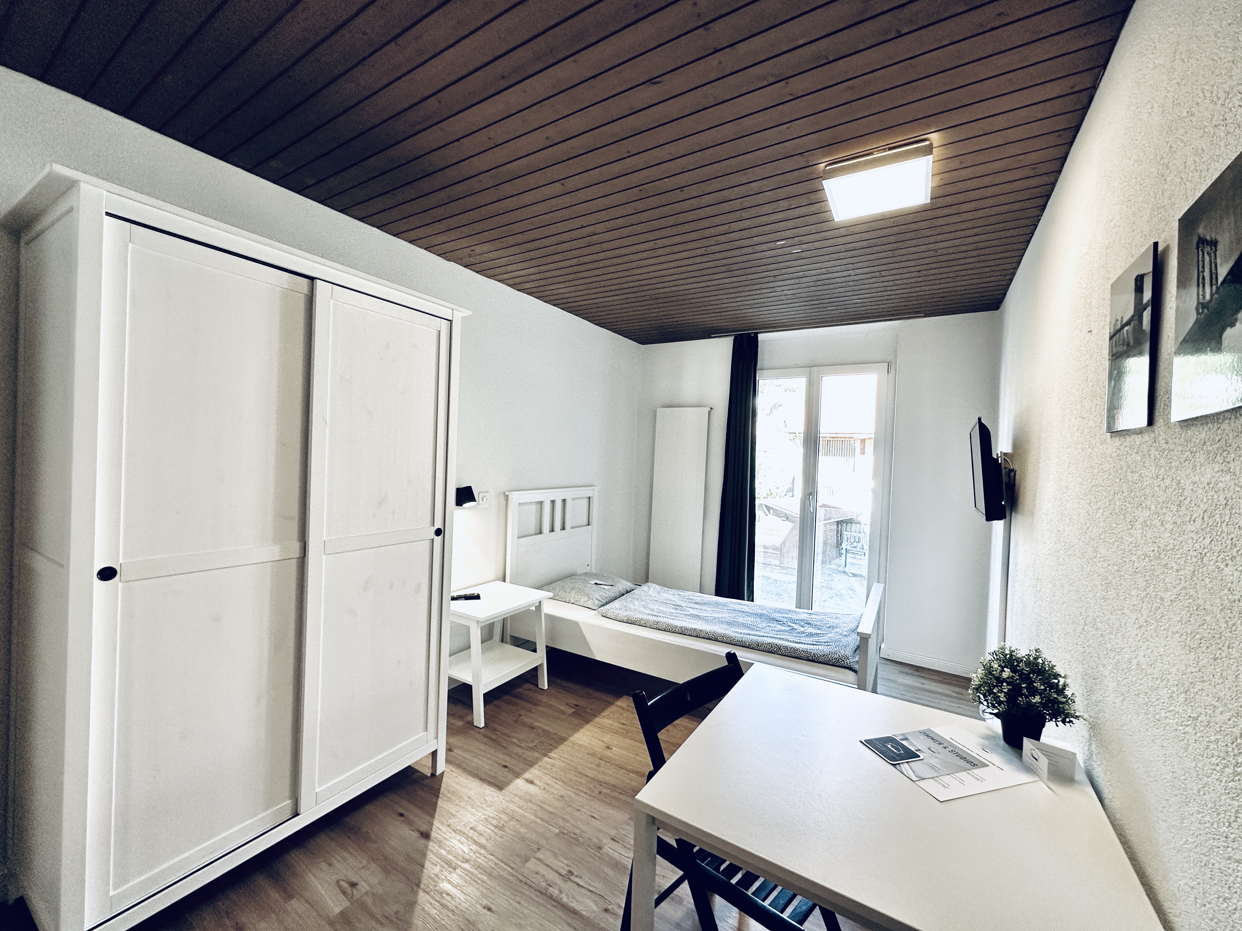 Einzelzimmer Standard Plus mit privatem Badezimmer