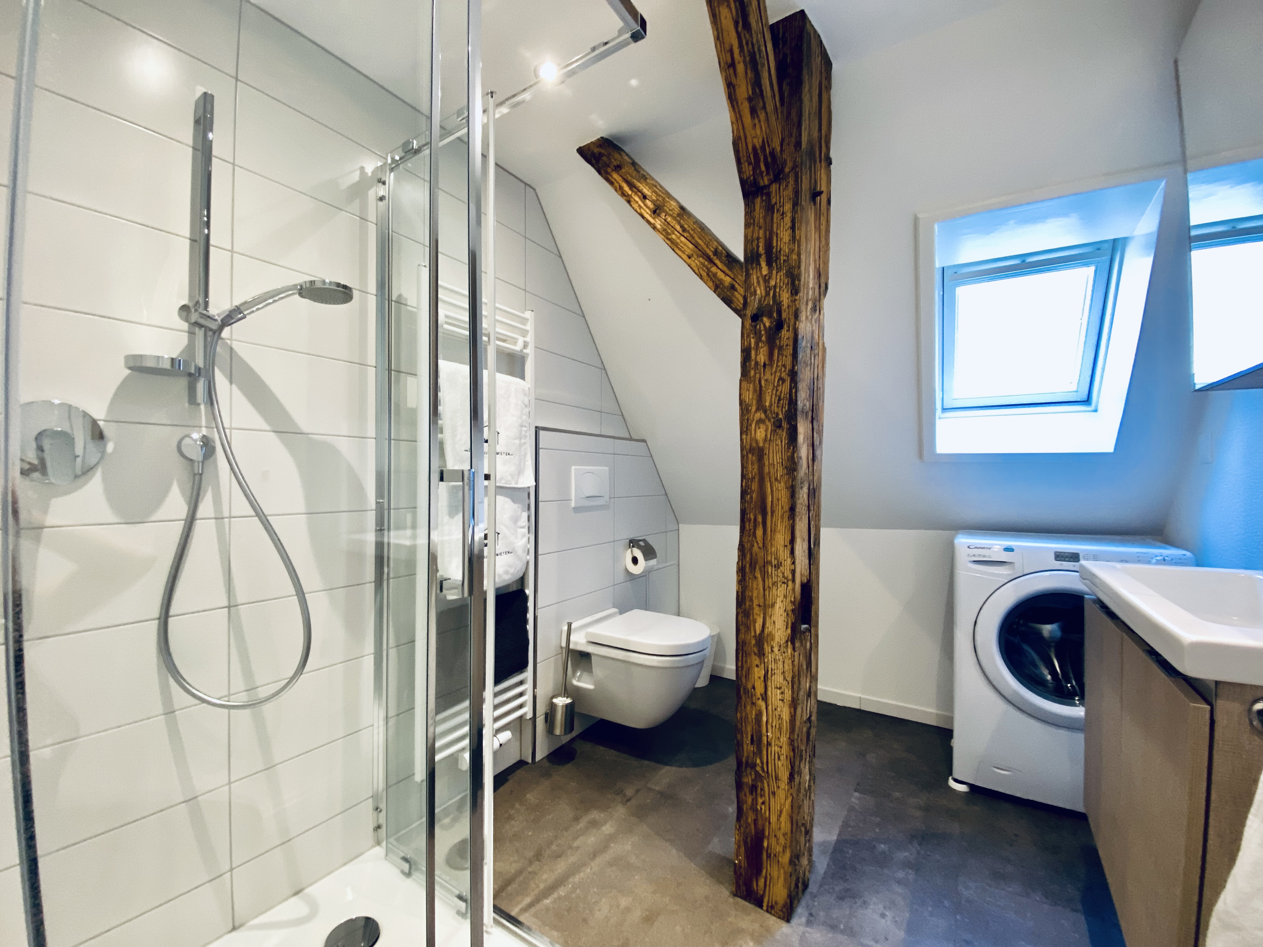 Wohnbereich im Business Apartment in Wangen an der Aare