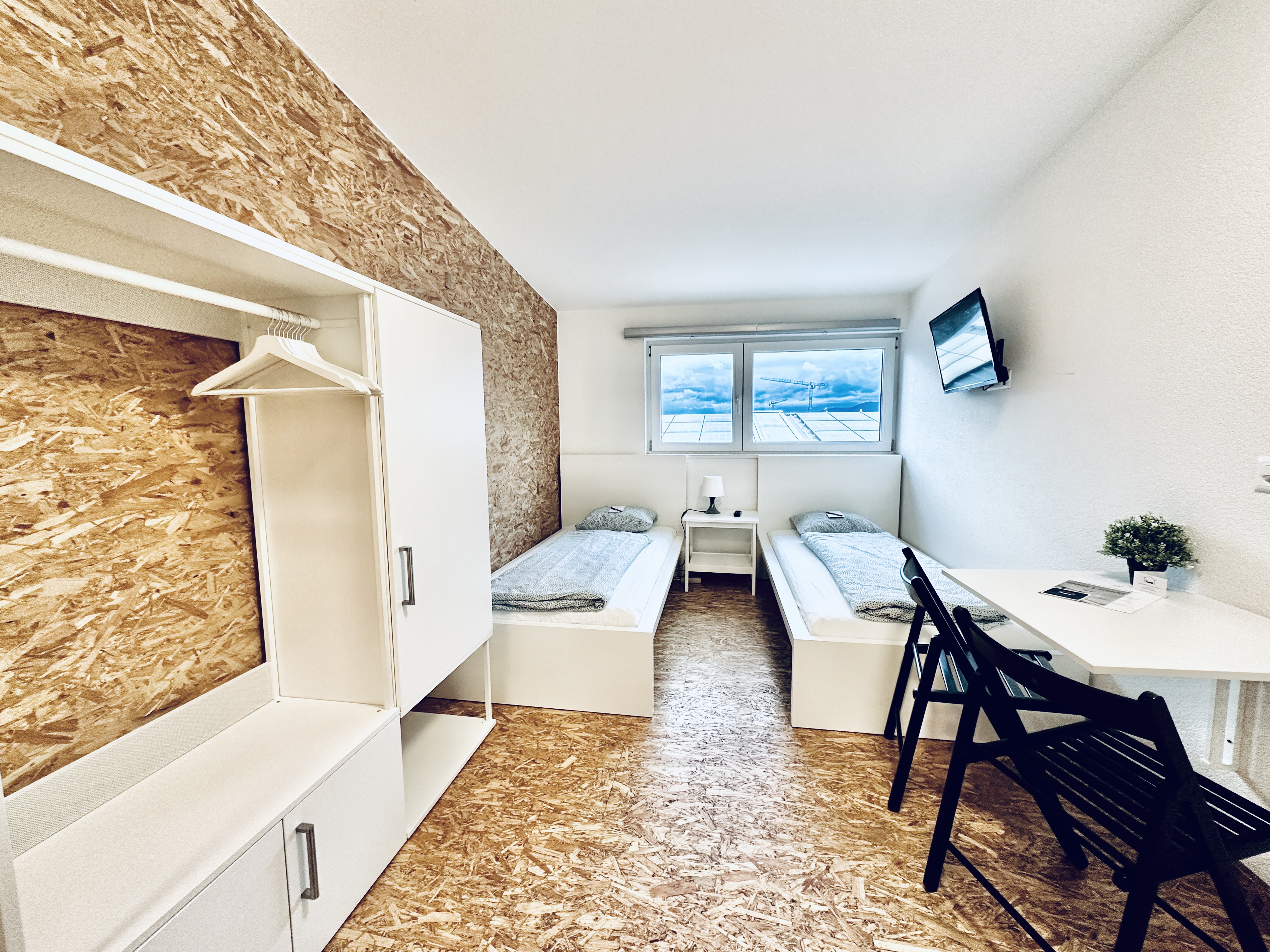 Studio mit 2 Einzelbetten, Kochnische und privatem Bad