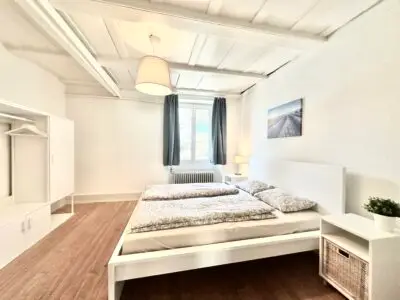 Schlafzimmer Business Apartment Oberbipp bei ZIMMErzuVERMIETEN.ch